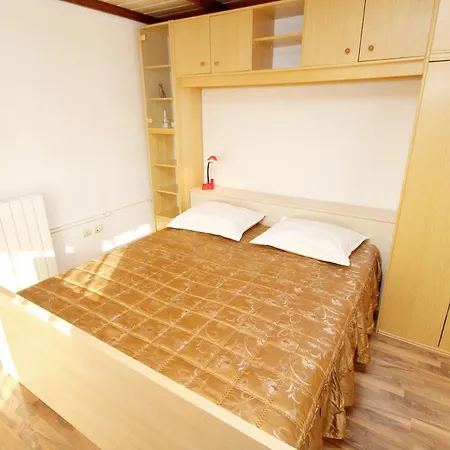 By The Sea - Novi Vinodolski - 5580 Lägenhet