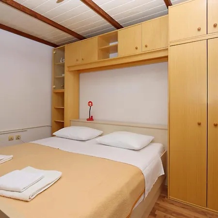 Apartament By The Sea Klenovica, Novi Vinodolski - 5580