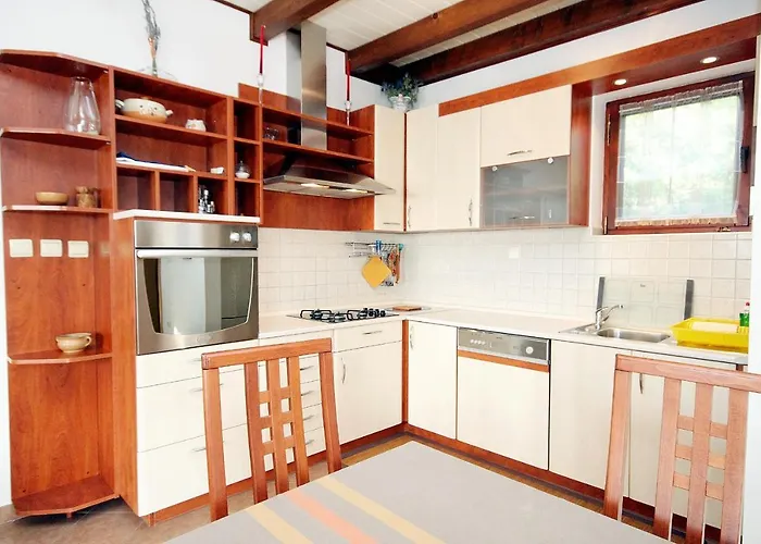 Appartement By The Sea Klenovica, Novi Vinodolski - 5580 *